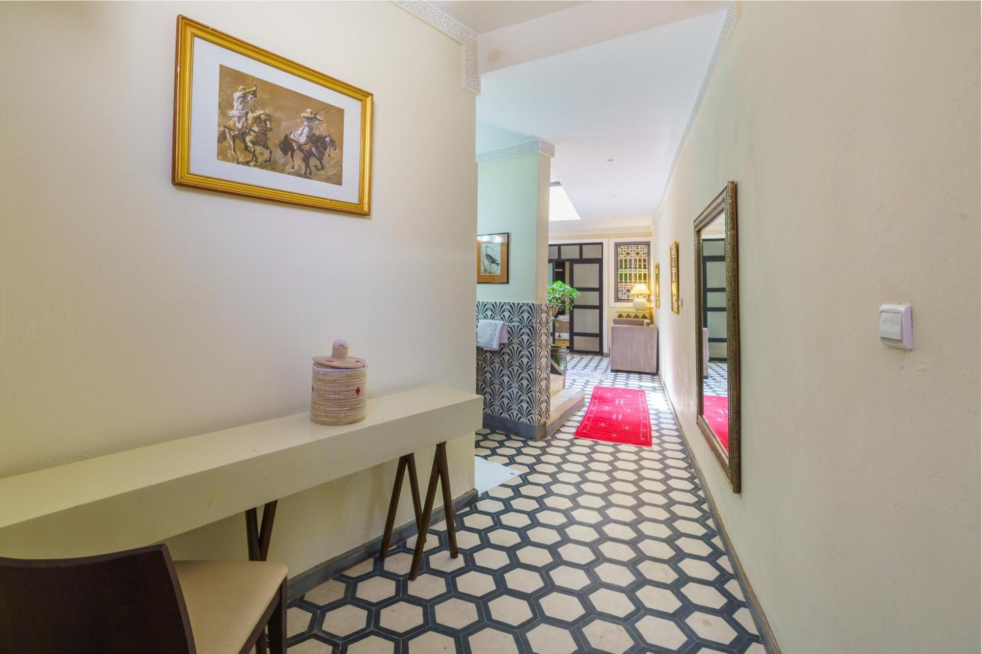 Riad 4 Chambres - Piscine & Petit Dejeuner Gratuit - Wifi Fibre Optique Marrakesz Zewnętrze zdjęcie