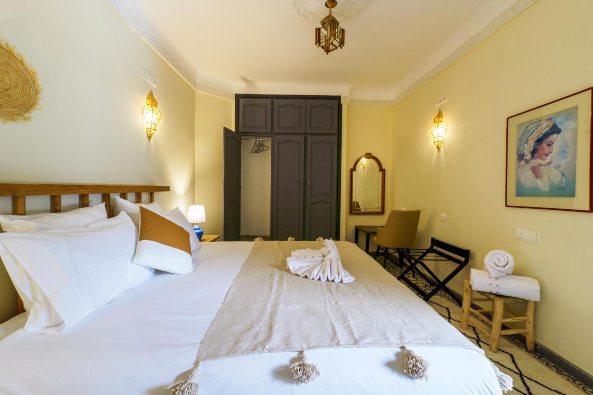 Riad 4 Chambres - Piscine & Petit Dejeuner Gratuit - Wifi Fibre Optique Marrakesz Zewnętrze zdjęcie