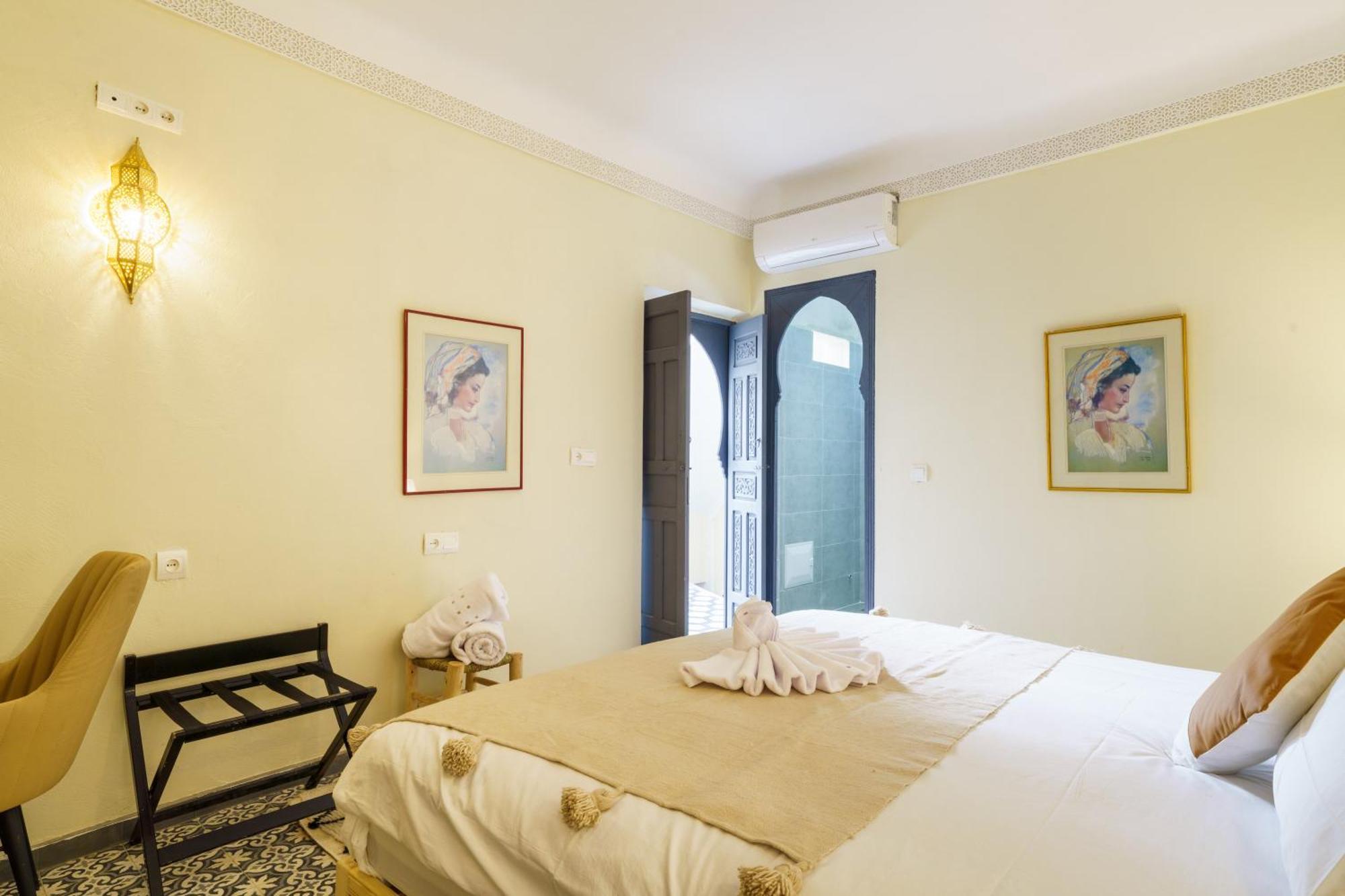 Riad 4 Chambres - Piscine & Petit Dejeuner Gratuit - Wifi Fibre Optique Marrakesz Zewnętrze zdjęcie