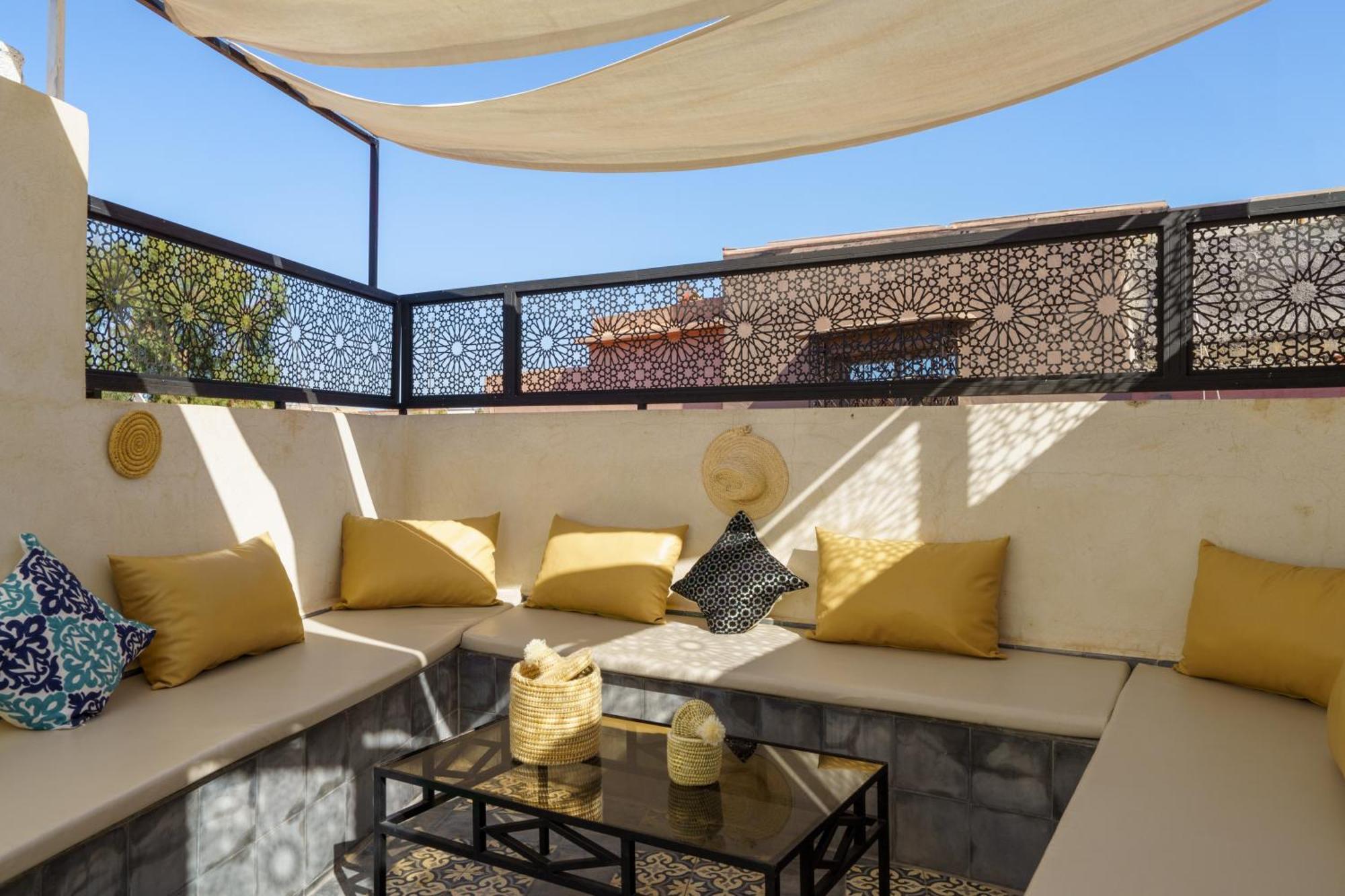 Riad 4 Chambres - Piscine & Petit Dejeuner Gratuit - Wifi Fibre Optique Marrakesz Zewnętrze zdjęcie