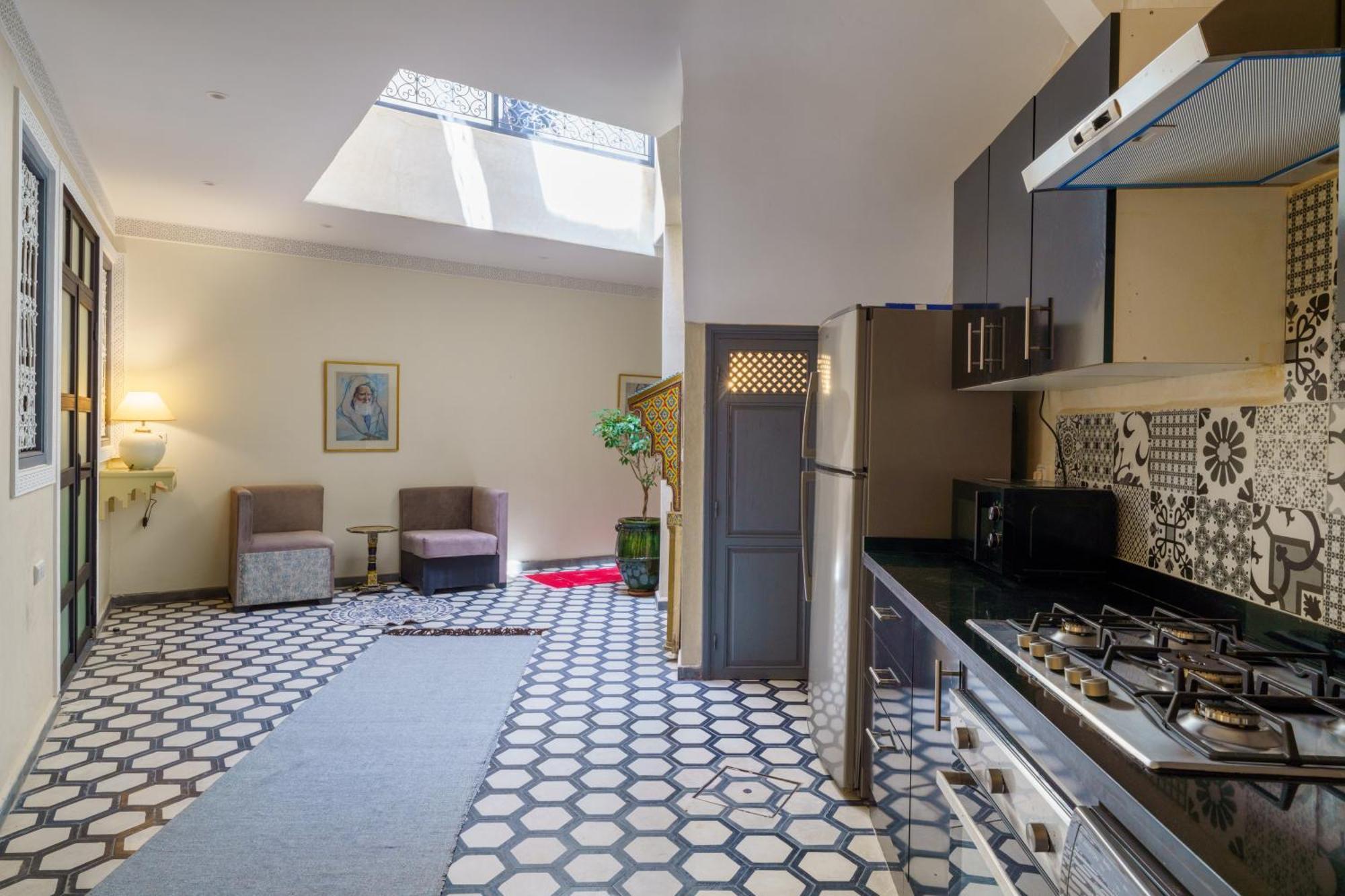 Riad 4 Chambres - Piscine & Petit Dejeuner Gratuit - Wifi Fibre Optique Marrakesz Zewnętrze zdjęcie