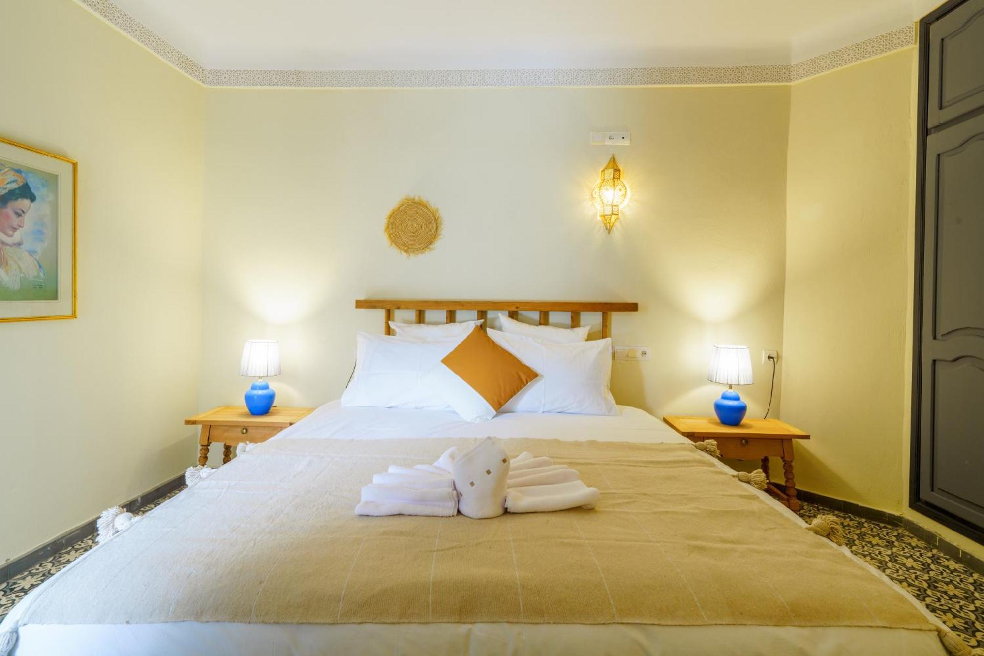 Riad 4 Chambres - Piscine & Petit Dejeuner Gratuit - Wifi Fibre Optique Marrakesz Zewnętrze zdjęcie