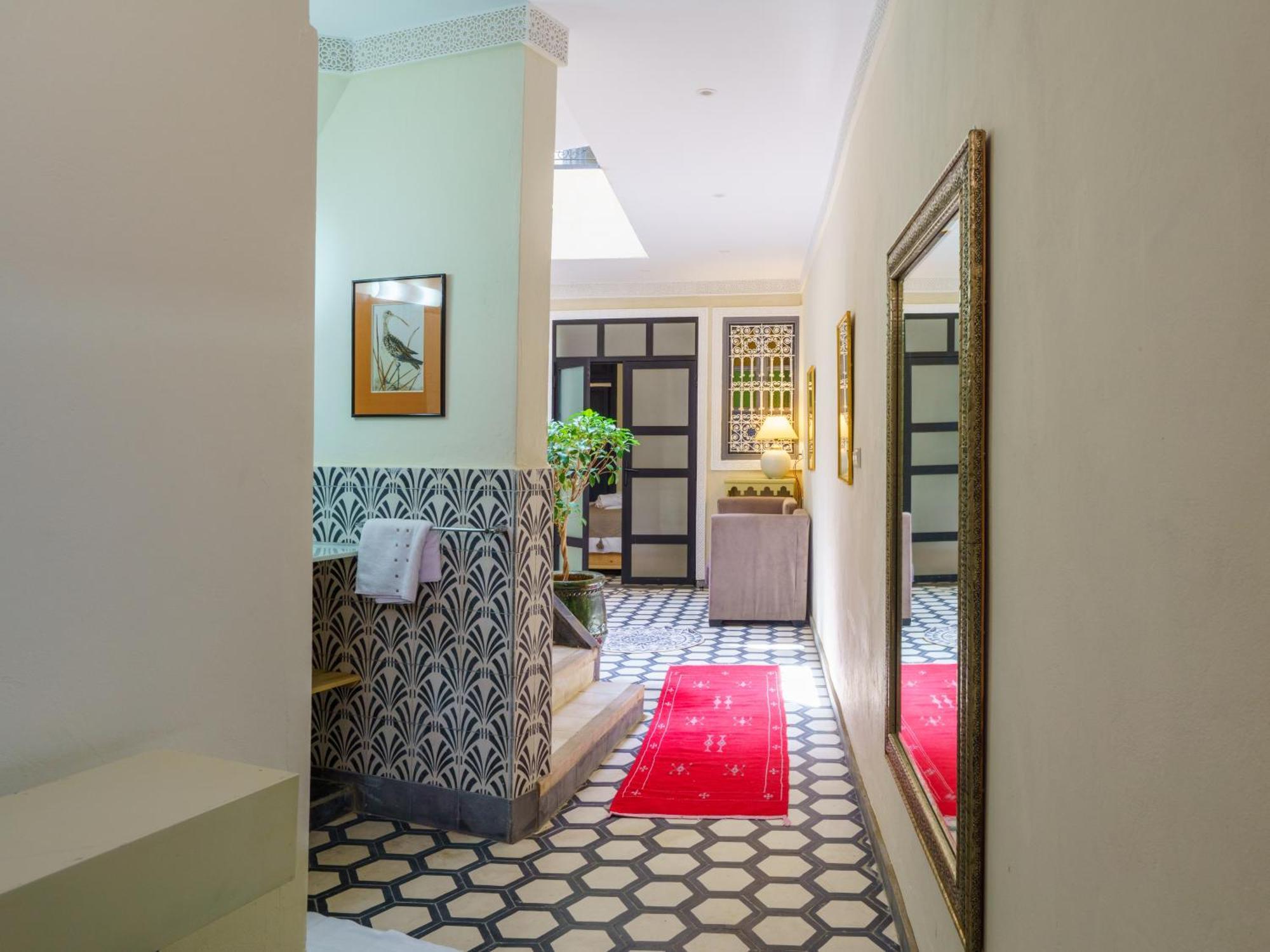 Riad 4 Chambres - Piscine & Petit Dejeuner Gratuit - Wifi Fibre Optique Marrakesz Zewnętrze zdjęcie