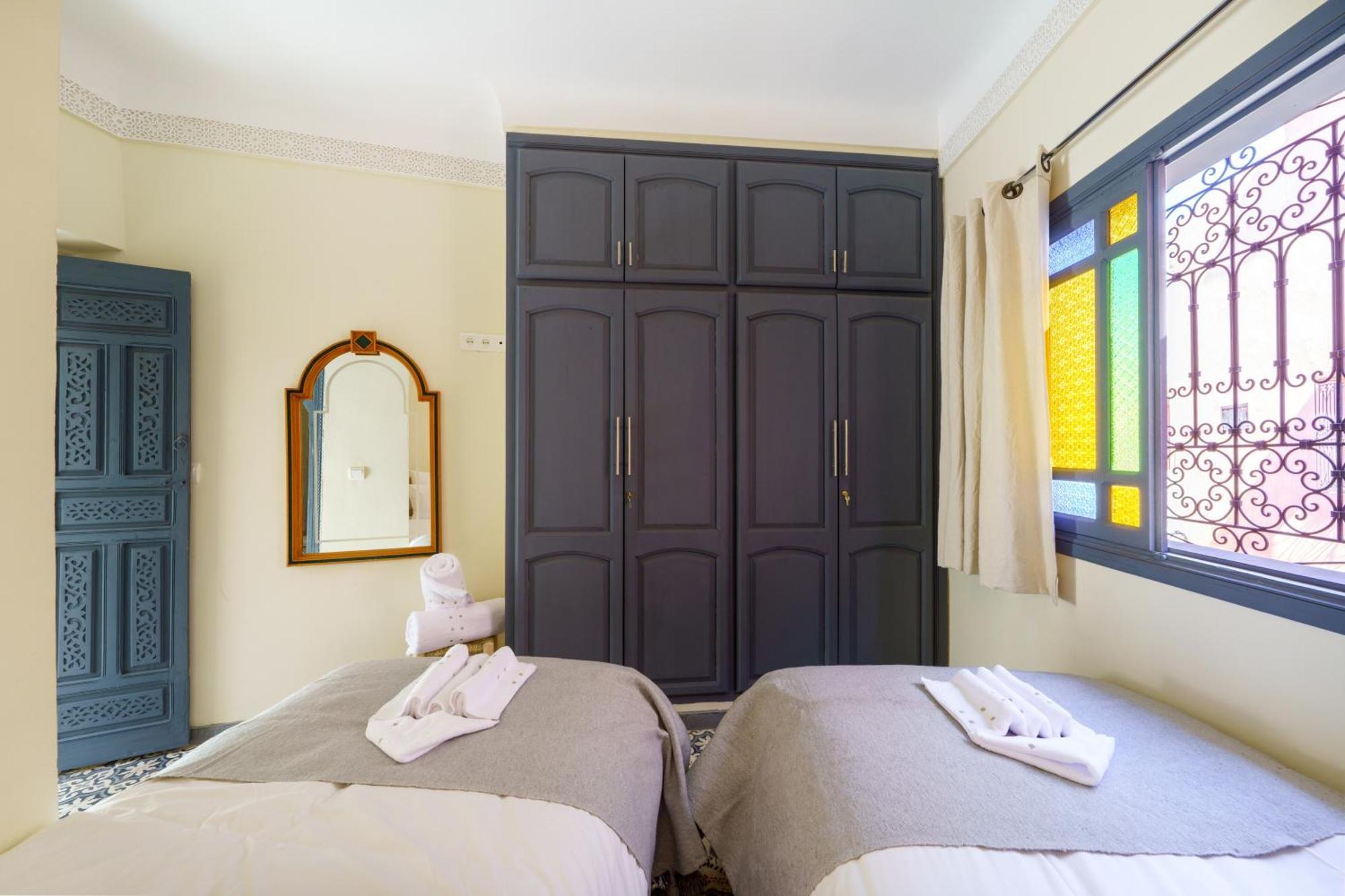 Riad 4 Chambres - Piscine & Petit Dejeuner Gratuit - Wifi Fibre Optique Marrakesz Zewnętrze zdjęcie