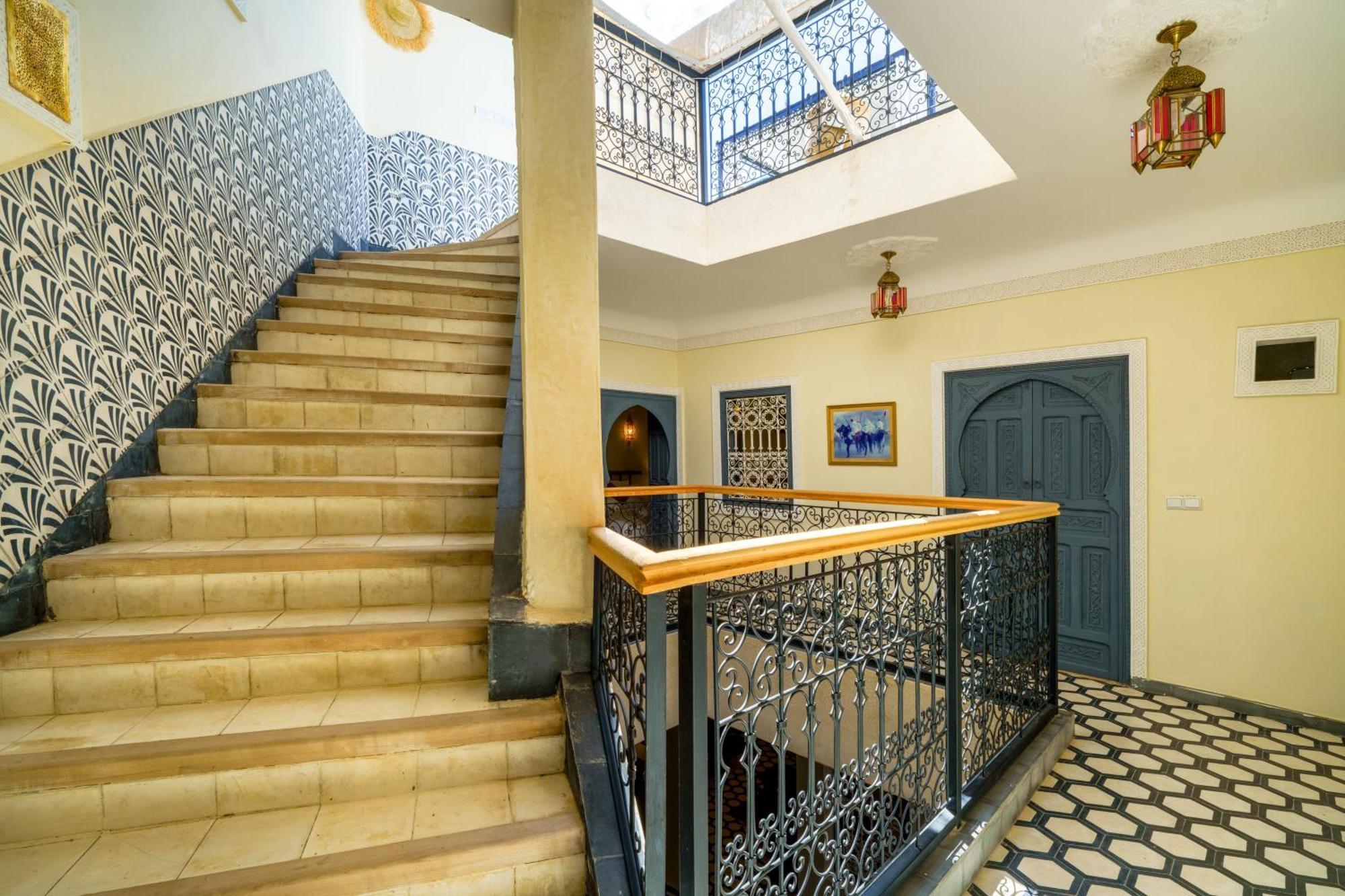 Riad 4 Chambres - Piscine & Petit Dejeuner Gratuit - Wifi Fibre Optique Marrakesz Zewnętrze zdjęcie