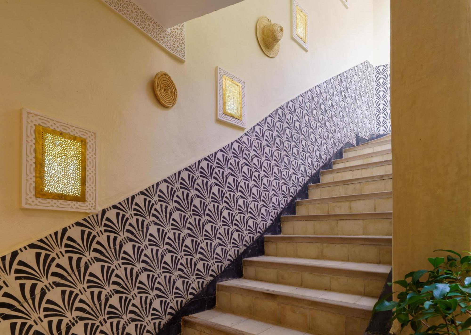 Riad 4 Chambres - Piscine & Petit Dejeuner Gratuit - Wifi Fibre Optique Marrakesz Zewnętrze zdjęcie